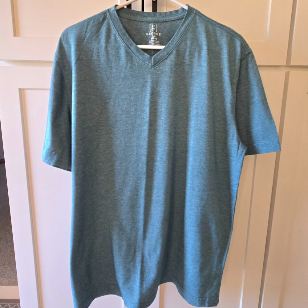 NWOT George Basic V Neck T-Shirt Mens Large Teal Striped Crew Neck 42-44